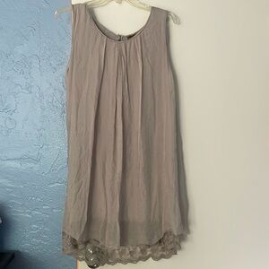 3 for $25! Amanti‎ beige overlay silk dress lace trim, size medium